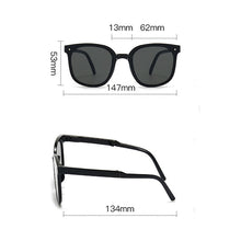 Load image into Gallery viewer, Folding Sunglasses Summer Beach Fashion Sun Protection Glasses