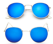 Load image into Gallery viewer, Women Retro Sunglasses
