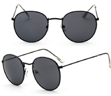 Load image into Gallery viewer, Women Retro Sunglasses
