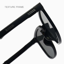 Load image into Gallery viewer, Folding Sunglasses Summer Beach Fashion Sun Protection Glasses
